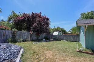960 Schroeder, Grants Pass, OR 97527 - Photo 19