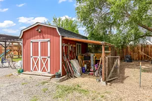 496 SW 2nd St, Madras, OR 97741 - Photo 27