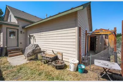 251 NW 8th Street, Prineville, OR 97754 - Photo 37