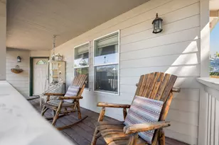 251 NW 8th St, Prineville, OR 97754 - Photo 5