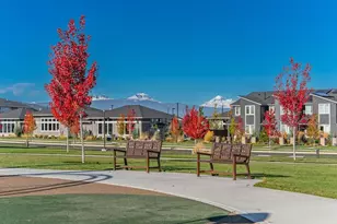 3859 NE Tellus Dr, Bend, OR 97701 - Photo 23