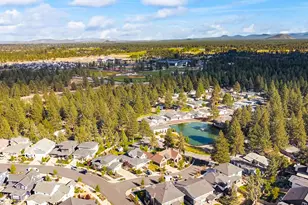 61016 SE Light Peak Dr, Bend, OR 97702 - Photo 53