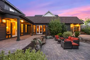 61016 SE Light Peak Dr, Bend, OR 97702 - Photo 25