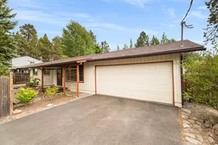 1627 SE Bear Creek Rd, Bend, OR 97701 - Photo 41