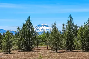 67292 Rabbit Brush Way, Bend, OR 97703 - Photo 3