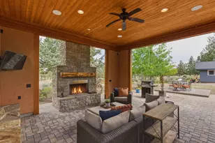 17584 Mountain View Rd, Sisters, OR 97759 - Photo 59