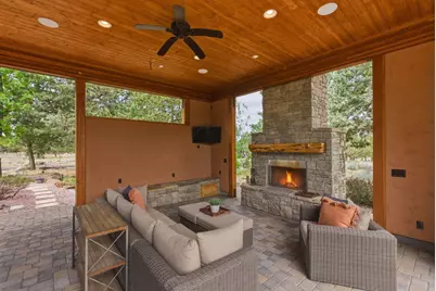 17584 Mountain View Road, Sisters, OR 97759 - Photo 57