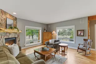 17584 Mountain View Rd, Sisters, OR 97759 - Photo 15