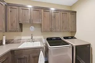 2714 NW 23rd Loop, Redmond, OR 97756 - Photo 31