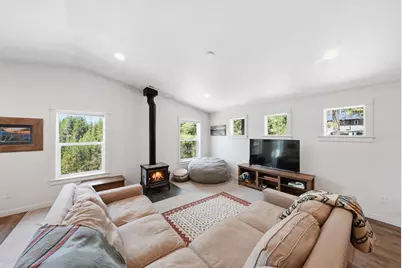 54453 Foster Road, Bend, OR 97707 - Photo 5