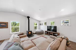 54453 Foster Rd, Bend, OR 97707 - Photo 5