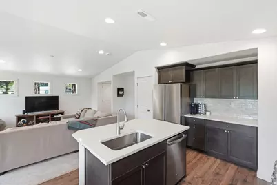 54453 Foster Road, Bend, OR 97707 - Photo 9
