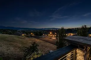 4461 Vista Pointe Dr, Medford, OR 97504 - Photo 33