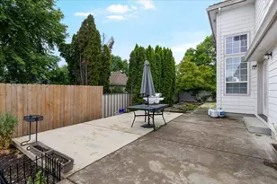 752 Mallory Ct, Central Point, OR 97502 - Photo 29