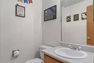 752 Mallory Ct, Central Point, OR 97502 - Photo 21