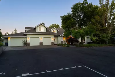 1117 Peco Road, Grants Pass, OR 97526 - Photo 39