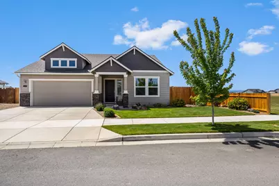 1132 NW Golf Course Drive, Madras, OR 97741 - Photo 1