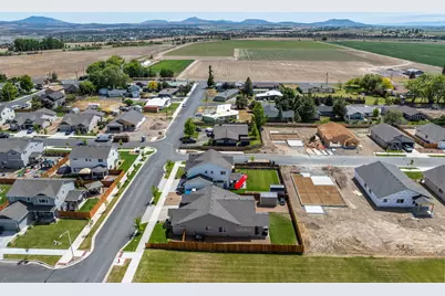 1132 NW Golf Course Drive, Madras, OR 97741 - Photo 31