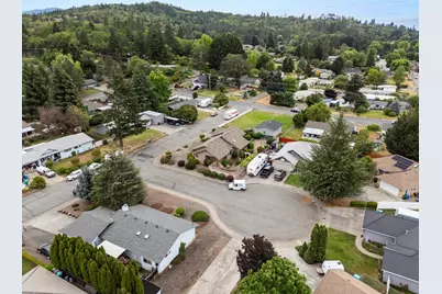 1449 Ben Aire Circle, Grants Pass, OR 97527 - Photo 41