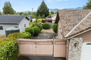 1449 Ben Aire Cir, Grants Pass, OR 97527 - Photo 33