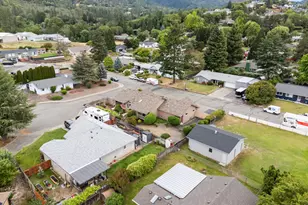 1449 Ben Aire Cir, Grants Pass, OR 97527 - Photo 37