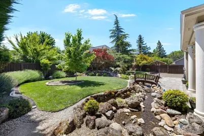 574 Grey Hawk Way, Central Point, OR 97502 - Photo 33