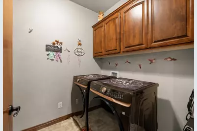 574 Grey Hawk Way, Central Point, OR 97502 - Photo 17
