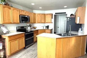 3276 Hammer St, Klamath Falls, OR 97603 - Photo 11