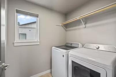 702 N Willitts Street, Sisters, OR 97759 - Photo 27