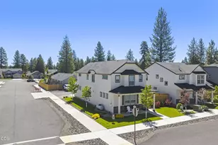 702 N Willitts St, Sisters, OR 97759 - Photo 33
