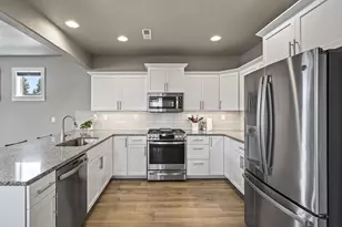 702 N Willitts St, Sisters, OR 97759 - Photo 11
