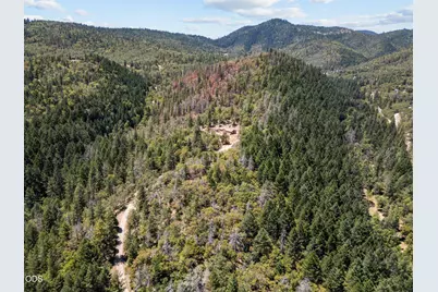 479 Wagon Trail Drive, Jacksonville, OR 97530 - Photo 37