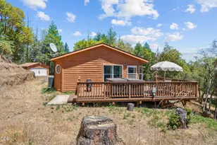 479 Wagon Trail Dr, Jacksonville, OR 97530 - Photo 25