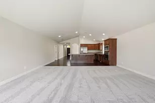 61711 Rigel Way, Bend, OR 97702 - Photo 7