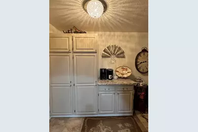 12140 Clovis Drive, Klamath Falls, OR 97603 - Photo 15