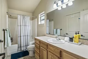 20184 Merriewood Ln, Bend, OR 97702 - Photo 27