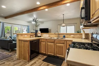 20184 Merriewood Lane, Bend, OR 97702 - Photo 15