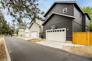 20184 Merriewood Ln, Bend, OR 97702 - Photo 35