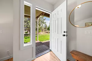 63430 Palla Ln, Bend, OR 97703 - Photo 37
