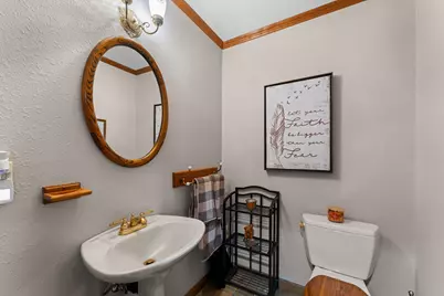 180 Horseshoe Drive, Grants Pass, OR 97526 - Photo 27