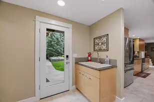 21721 Filly Ct, Bend, OR 97702 - Photo 25
