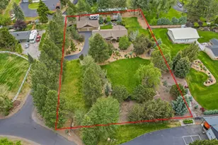21721 Filly Ct, Bend, OR 97702 - Photo 9