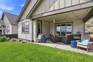 2736 NW Fairway Heights Dr, Bend, OR 97703 - Photo 21