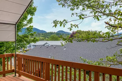 1375 Forestview Drive, Grants Pass, OR 97527 - Photo 27