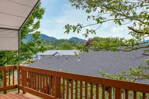 1375 Forestview Dr, Grants Pass, OR 97527 - Photo 27