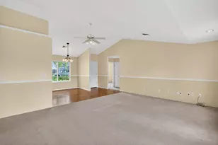 1375 Forestview Dr, Grants Pass, OR 97527 - Photo 7
