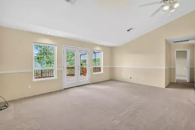 1375 Forestview Drive, Grants Pass, OR 97527 - Photo 5