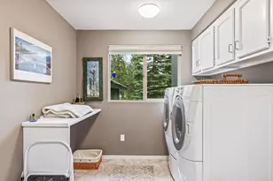 56911 Lodgepole Ln, Sunriver, OR 97707 - Photo 23