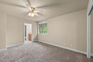 19598 Green Lakes Loop, Bend, OR 97702 - Photo 43