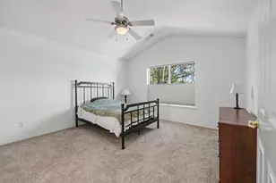 228 Talent Ave, Talent, OR 97540 - Photo 17